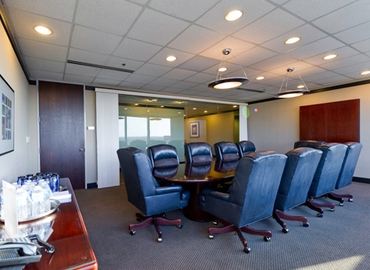 250 m² Coworking  in Indianapolis, IN, 8888 Keystone Crossing (46240) - 1 | MatchOffice