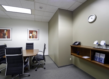 250 m² Shared workspace  in Bloomington, MN, 8400 Normandale Lake Boulevard (55437) - 3 | MatchOffice.com