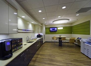 250 m² Shared workspace  in Charleston, 	SC, 4000 Faber Place Dr (29405) - 4 | MatchOffice