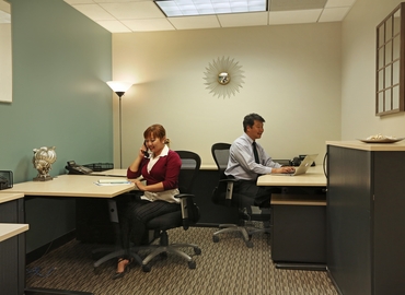 250 m² Coworking  in El Segundo, CA, 400 Continental Blvd (90245) - 1 | MatchOffice.com