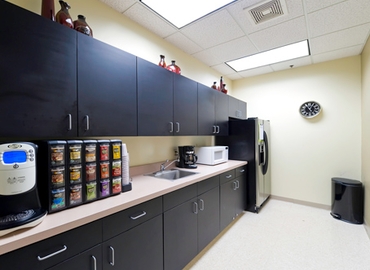250 m² Co-working  in Greensboro, NC, 7800 Airport Center Dr. (27409) - 5 | MatchOffice.com