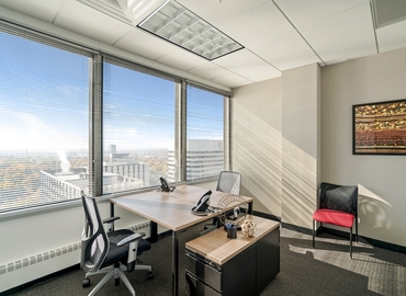 250 m² Coworking  in Clayton, 	MO, 7777 Bonhomme Avenue (63105) - 2 | MatchOffice.com