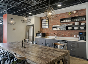 250 m² Coworking space  in Clayton, 	MO, 7777 Bonhomme Avenue (63105) - 8 | MatchOffice