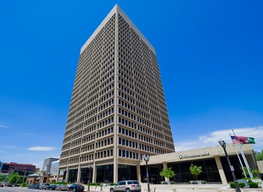 250 m² Coworking space  in Clayton, 	MO, 7733 Forsyth Boulevard (63105) - 6 | MatchOffice
