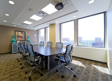 250 m² Shared workspace  in Clayton, 	MO, 7733 Forsyth Boulevard (63105) - 1 | MatchOffice