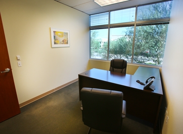 250 m² Coworking  in Scottsdale, AZ, 7047 E. Greenway Parkway (85254) - 2 | MatchOffice