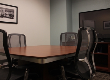 250 m² Shared office  in Scottsdale, AZ, 7047 E. Greenway Parkway (85254) - 4 | MatchOffice