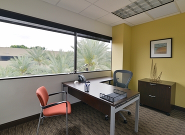 250 m² Shared office  in Scottsdale, AZ, 6991 East Camelback Rd. (85251) - 3 | MatchOffice