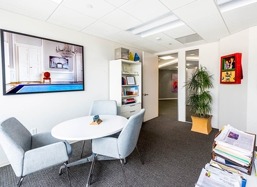 1000 m² Coworking space  in Washington CBD, DC, 5335 Wisconsin Avenue (20015) - 5 | MatchOffice