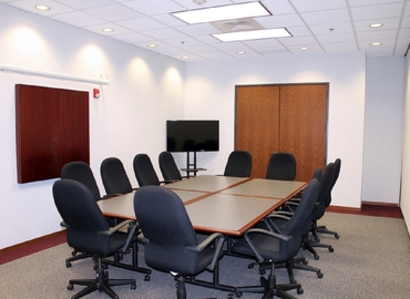 50 m² Shared workspace  in Chicago, IL, 27475 Ferry Road Warrenvill (60555) - 2 | MatchOffice.com