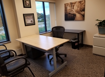 2000 m² Coworking space  in Grand Rapids, MI, 625 Kenmoor Ave SE Suite 301 (49546) - 3 | MatchOffice