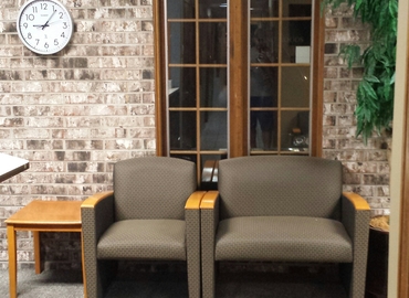 Office 2611 sw 17th st 66604 Topeka, KS