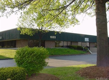 930 m² Shared office in St. Louis, MO, 1033 Corporate Square Drive (63132-2928) - 5 | MatchOffice