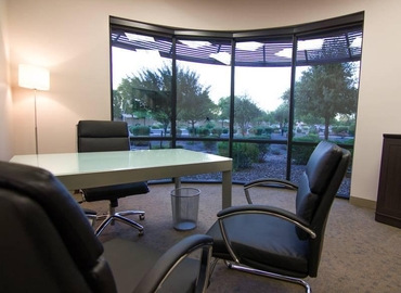 197 m² Coworking space  in Chandler, AZ, 2705 S. Alma School Rd. (85286) - 1 | MatchOffice