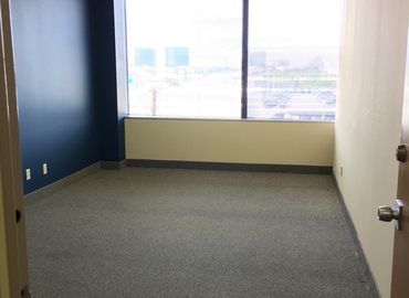 150 m² Coworking space  in Dallas, TX, North Central Expressway 11300 (75243) - 7 | MatchOffice.com