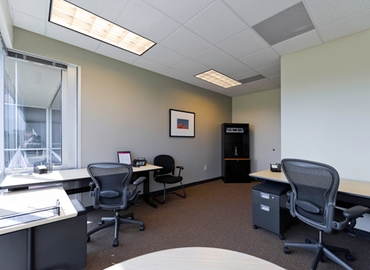 250 m² Co-working  in Durham, NC, 4819 Emperor Blvd. (27703) - 1 | MatchOffice
