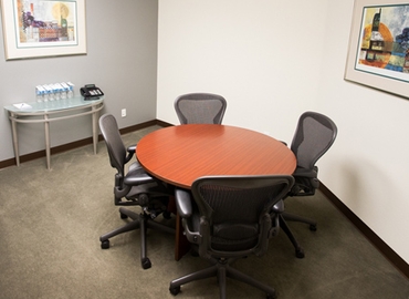 250 m² Coworking  in Las Vegas, NV, 500 North Rainbow Blvd. (89107) - 1 | MatchOffice.com