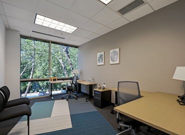250 m² Shared workspace  in Norcross, GA, 5051 Peachtree Corners (30092) - 1 | MatchOffice.com