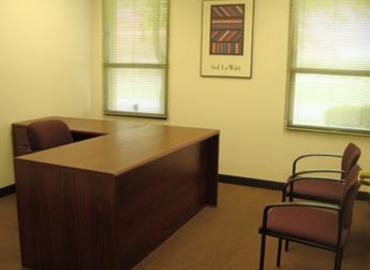 5000 m² Coworking in Aurora, IL, 1444 N. Farnsworth Avenue (60505) - 0 | MatchOffice.com