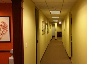 220 m² Co-working  in Chicago, IL, 8745 W. Higgins Rd. (60631) - 7 | MatchOffice.com