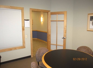 1170 m² Coworking space in Lincolnshire, IL, 250 Parkway Drive (60069) - 3 | MatchOffice