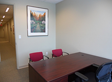 850 m² Coworking  in Chesapeake, VA, 638 Independence Parkway (23320) - 1 | MatchOffice