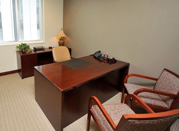 250 m² Co-working  in Charlotte, NC, 5960 Fairview Road (28210) - 1 | MatchOffice