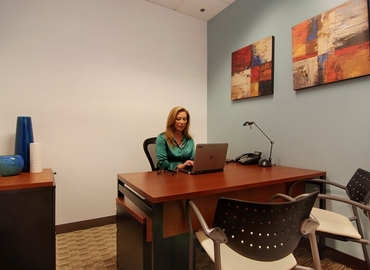 250 m² Shared workspace  in Lake Oswego, 5 Centerpointe Drive (97035) - 4 | MatchOffice.com
