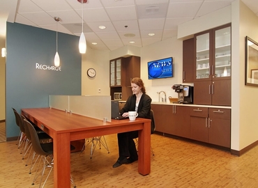 250 m² Shared workspace  in Lake Oswego, 5 Centerpointe Drive (97035) - 7 | MatchOffice