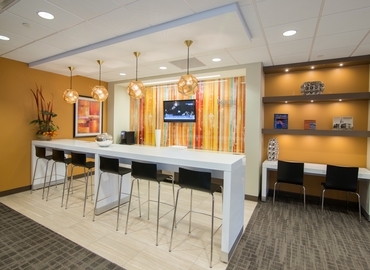 250 m² Co-working  in Greenwood Village, CO, 6312 S. Fiddlers Green Circle (80111) - 3 | MatchOffice.com