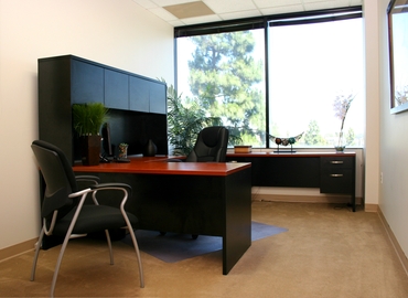 698 m² Coworking space  in Panorama City, 	CA, 14500 Roscoe Blvd (91402) - 2 | MatchOffice