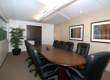 698 m² Coworking space  in Panorama City, 	CA, 14500 Roscoe Blvd (91402) - 11 | MatchOffice.com