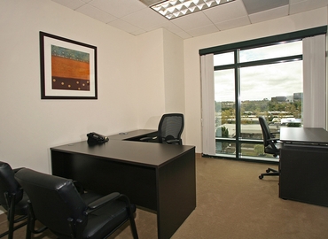 900 m² Coworking space  in Irvine, CA, 19200 Von Karman Ave (92612) - 3 | MatchOffice.com