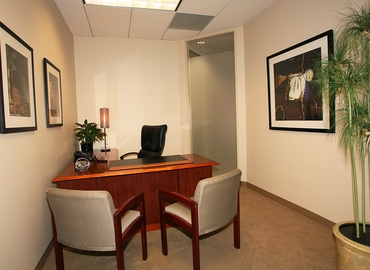50 m² Shared workspace  in Irvine, CA, One Park Plaza (92614) - 4 | MatchOffice.com