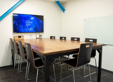 15000 m² Business center in Atlanta Cumberland-Vinings, GA, 2430 Herodian Way (30308) - 1 | MatchOffice.com