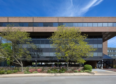 150 m² Business center in New York City, NY, Oak Street 30 (11701) - 1 | MatchOffice