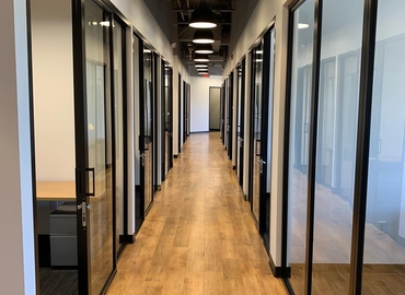 150 m² Business park in Palm Beach Gardens, FL, 2000 PGA Blvd  (33408) - 2 | MatchOffice.com