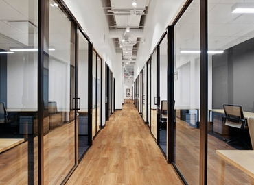 150 m² Business space in Dallas North, TX, 5301 Alpha Rd. 80 Dallas (75240) - 2 | MatchOffice