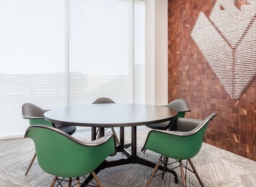 150 m² Coworking space  in Richmond, VA, Richmond  1806 Summit Ave. (23230) - 3 | MatchOffice