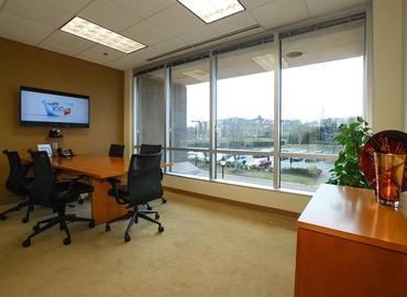 50 m² Meeting room in Charlotte, NC, 15720 Brixham Hill Ave. Suite 300 (28277) - 3 | MatchOffice.com