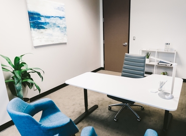 100 m² Conference hall in Dallas, TX, Cole Avenue 2626 (75204) - 1 | MatchOffice.com