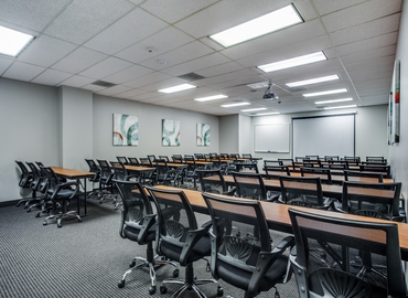 300 m² Business space in Dallas, TX, 6060 N. Central Expwy (75206) - 6 | MatchOffice