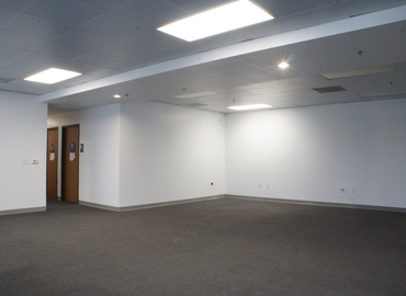 5759 m² Business center in Los Angeles, CA, 19201 S Reyes Ave (90221) - 13 | MatchOffice