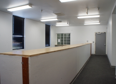 5759 m² Business park in Los Angeles, CA, 19201 S Reyes Ave (90221) - 17 | MatchOffice.com