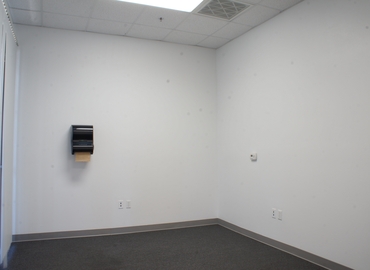 5759 m² Business center in Los Angeles, CA, 19201 S Reyes Ave (90221) - 20 | MatchOffice