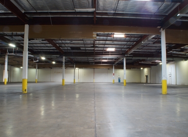 5759 m² Business space in Los Angeles, CA, 19201 S Reyes Ave (90221) - 30 | MatchOffice.com