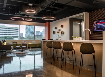 100 m² Conference space in Dallas, TX, Cole Avenue 2626 (75204) - 6 | MatchOffice.com