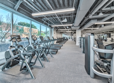 310 m² Serviced office place for rent in Dallas, TX, 4925 Greenville Ave (75206) - 7 | MatchOffice.com