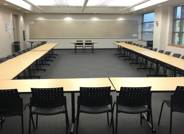 27 m² Conference hall in Beaverton, OR, 12725 SW Millikan Way (97005) - 1 | MatchOffice