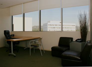 1000 m² Coworking space  in Beverly Hills, CA, 9701 Wilshire Blvd (90212) - 0 | MatchOffice.com